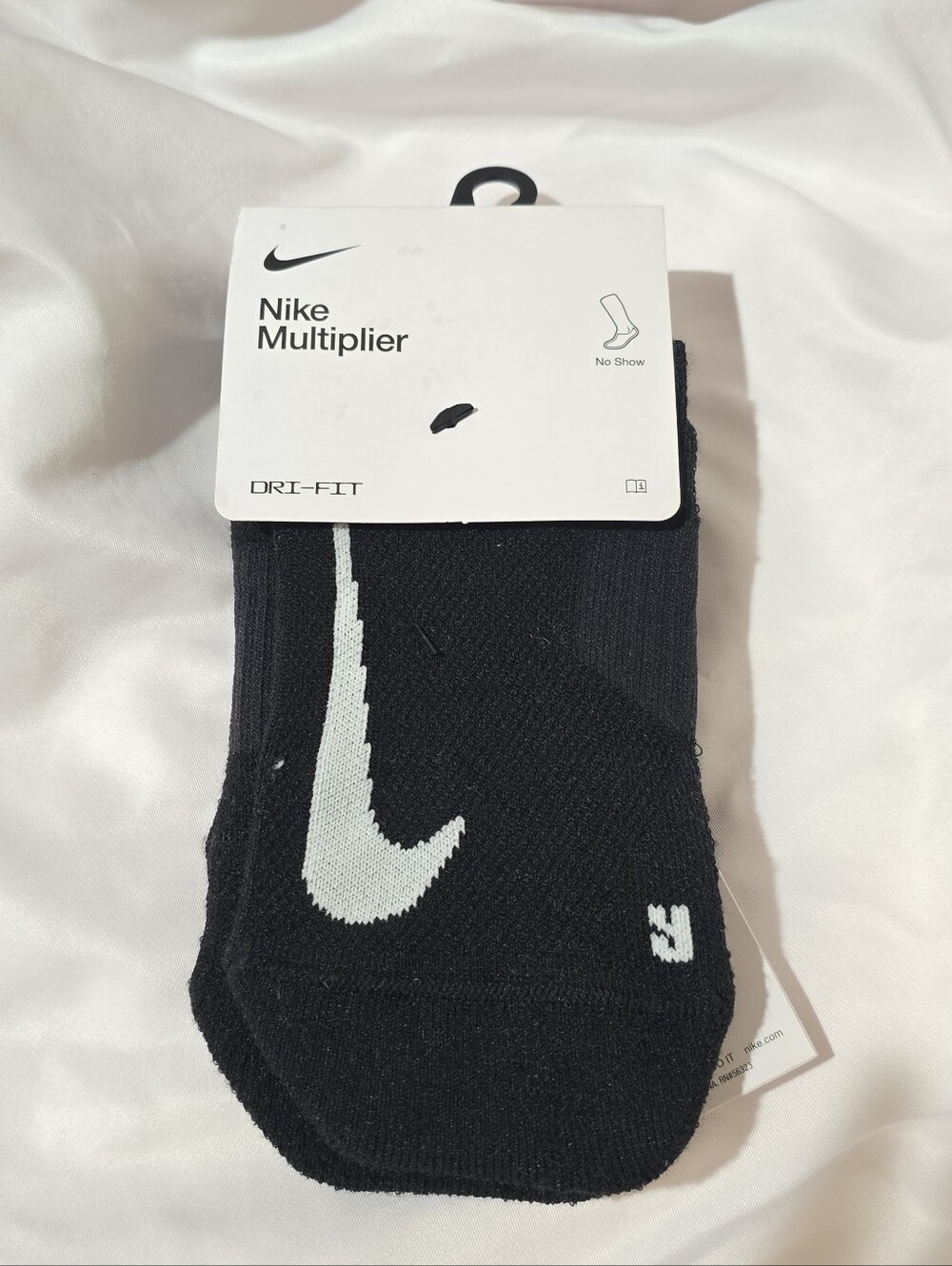 NWT Nike Multiplier Dri-fit No Show 2 Pair Socks Black Youth 3Y-5Y Wmn 4-6 Black - Picture 2 of 4